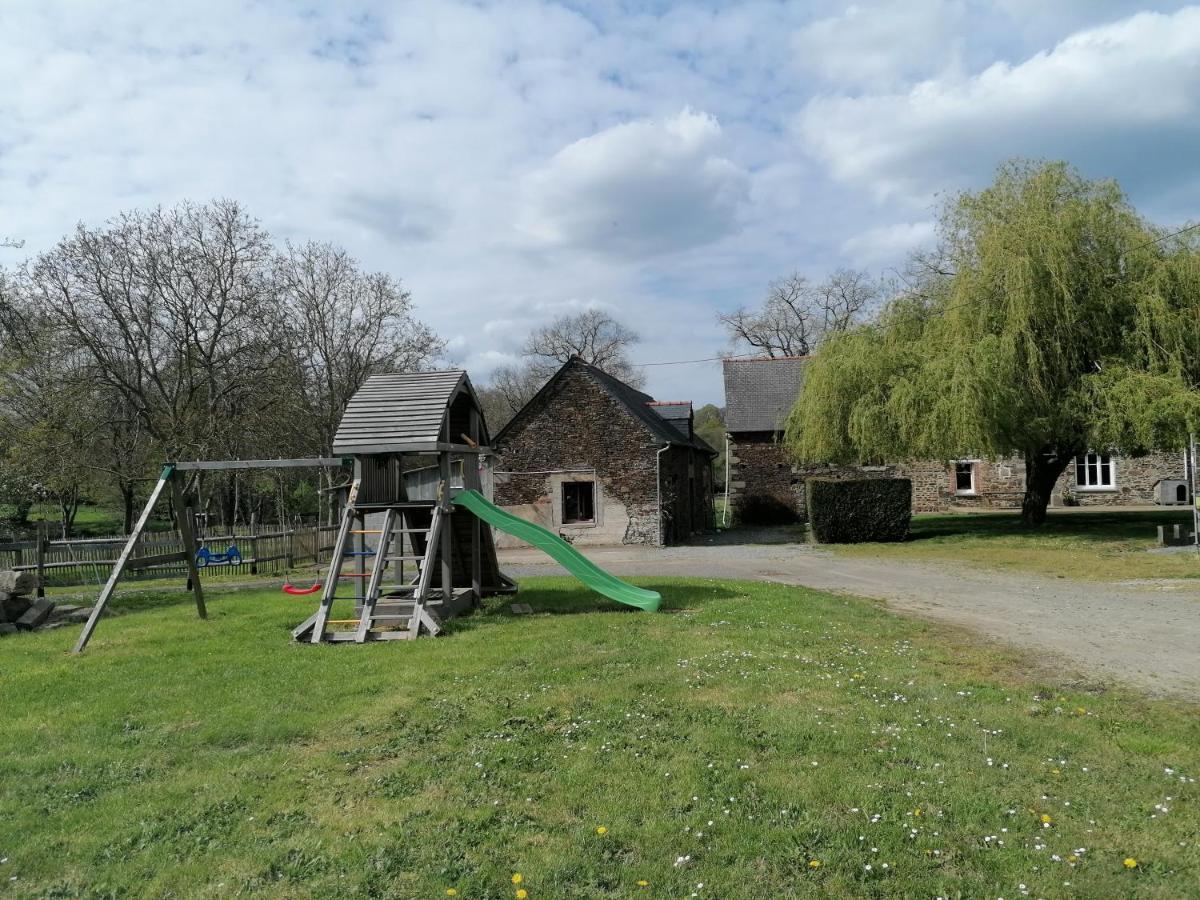 Les Petites Rives De La Motte Villa Pleugueneuc Exterior foto